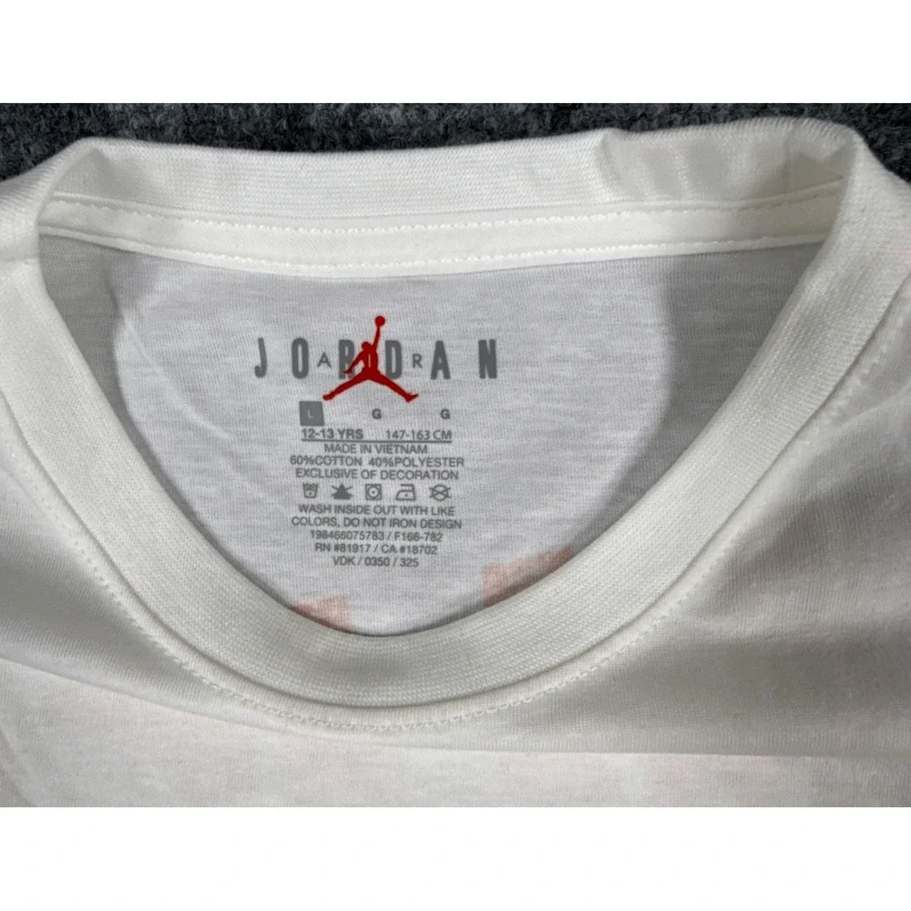 Jordan Boys Size Large 12-13 Years White 1984 Jumpman Graphic T-Shirt NWT